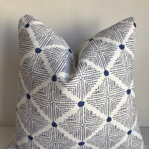 Mavi - Beyaz Baskı Desenli Kumaş Kırlent Kılıfı - Özel Ölçü Seçenekli